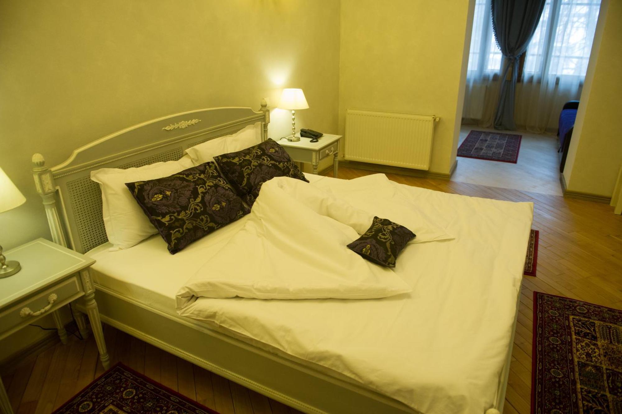 Regal 1880 Hotel Sinaia Bilik gambar