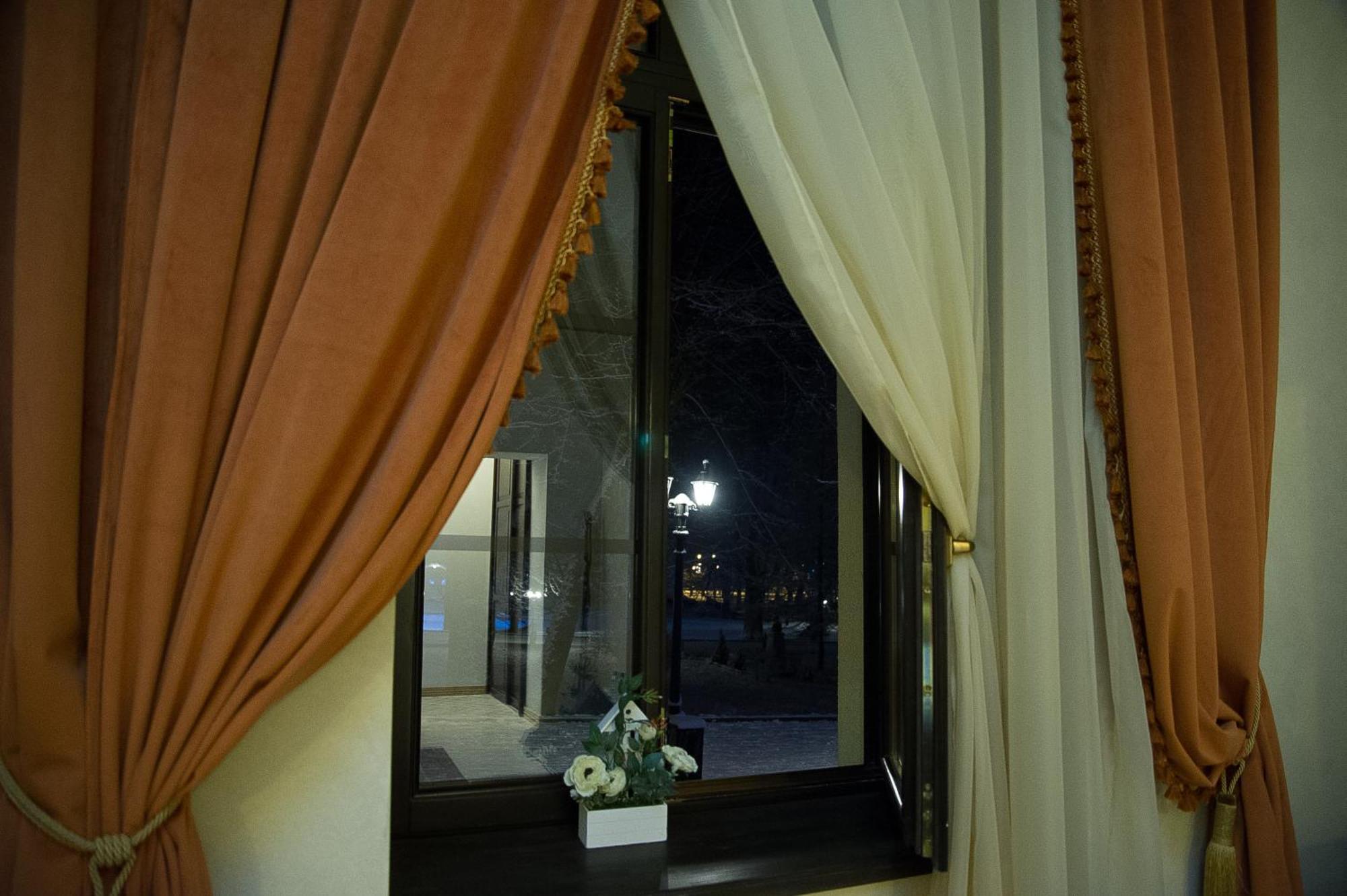 Regal 1880 Hotel Sinaia Bilik gambar